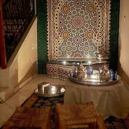 Maison De Ville Agreable Avec Un Patio Marocain Варзазат Екстер'єр фото
