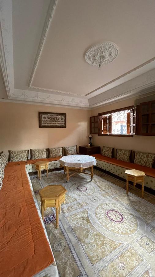 Maison De Ville Agreable Avec Un Patio Marocain Варзазат Екстер'єр фото